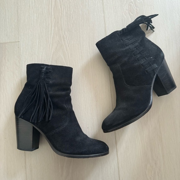 Frye Myra Tassel Boot - Picture 2 of 9